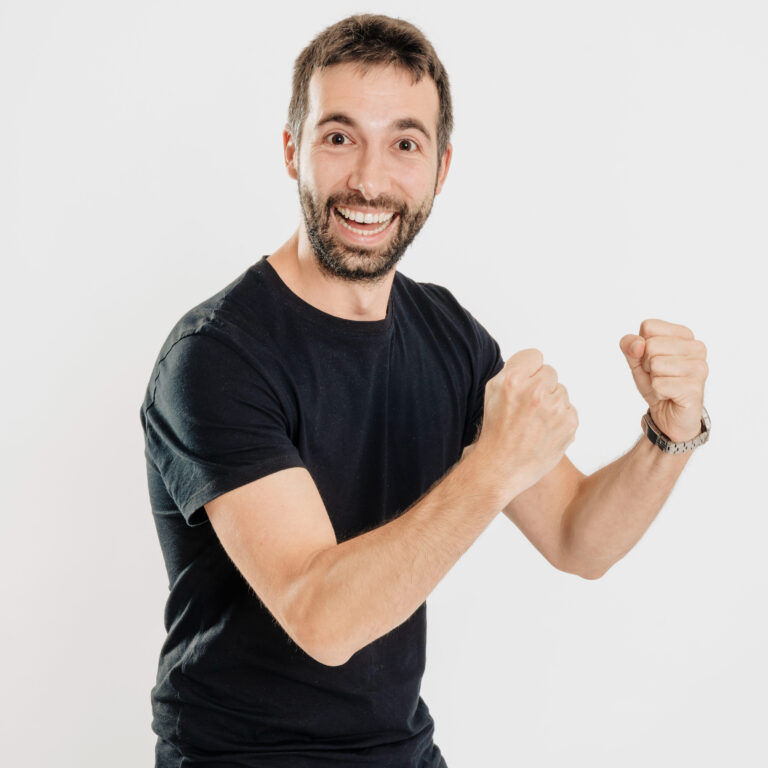 Quando errori di penna su tessuto diventano arte, le idee discutibili di Daniele Di Ianni